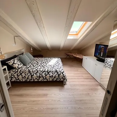 Appartement Mansarda Mazzini Triëst